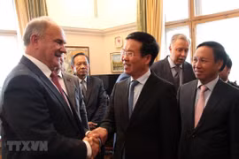 Profundizan colaboración los partidos de Vietnam y Rusia 