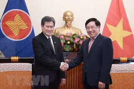 Recibe vicepremier vietnamita a secretario general de la ASEAN 