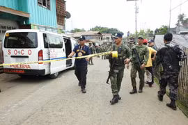 Realizan en Filipinas ataque suicida contra cuartel militar 