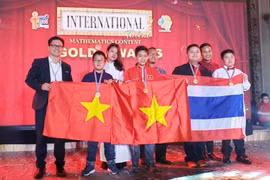 Estudiantes vietnamitas ganan medallas de oro en concurso internacional de matemáticas