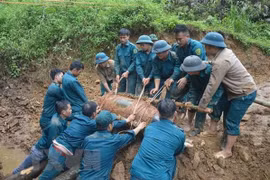 Mitin en Vietnam en respuesta al Día Internacional contra las minas