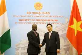 Vietnam y Costa de Marfil robustecen relaciones 