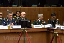 Realizan Vietnam y UE diálogo de defensa-seguridad 