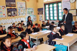 Mejora calidad de la educación para niños en áreas de minorías étnicas