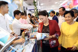 Inauguran mayor feria turística del Delta del río Mekong 