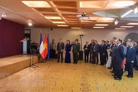 Celebran en Camboya y Francia fundación del Ejército Popular de Vietnam 