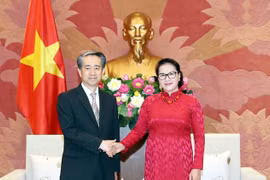 Vietnam prioriza asociación estratégica integral con China, afirma presidenta parlamentaria