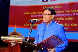 Marca exposición artística en Laos aniversario de la liberación de Hanoi
