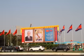 Máximo dirigente de Vietnam concluye su visita a Laos y Camboya 