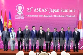 Ratifica Japón disposición de duplicar la asistencia crediticia a la ASEAN