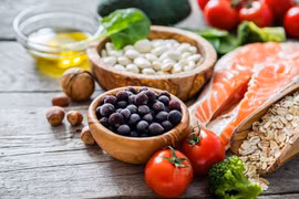 Participa mayor grupo lácteo de Vietnam en exposición de superalimentos en Singapur