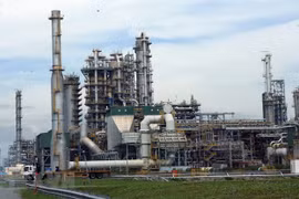 Obtiene refinería petrolera vietnamita Binh Son ganancias millonarias en primer semestre de 2019
