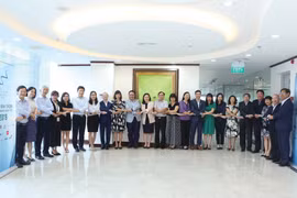 Otorgarán en Vietnam premios a mejores compañías que cotizan en bolsas locales