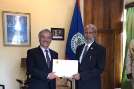 Destaca Gobernador General de Belice avances socioeconómicos de Vietnam