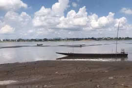 Nivel de las aguas del río Mekong en Tailandia toca fondo en casi un siglo 