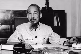 Exhiben más de 920 libros sobre Presidente Ho Chi Minh