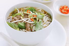 “Pho” vietnamita nombrado entre platos de tazón favoritos en mundo 