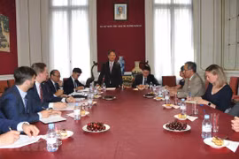Aboga comisaria europea de Comercio por pronta firma de TLC con Vietnam