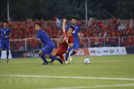 Felicita premier de Vietnam a equipos de fútbol por logros en SEA Games 30