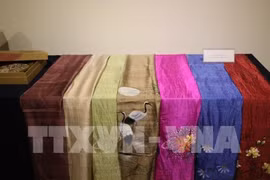 Exhiben en Ginebra seda y brocado de Vietnam 