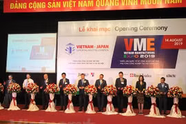 Muestran exhibiciones tecnologías avanzadas en industria auxiliar en Vietnam