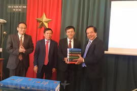 Presentan en Praga diccionario pedagógico checo-vietnamita