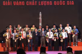 Vietnam honra a sus mejores empresas en Hanoi