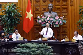 Insta primer ministro de Vietnam a la Televisión Nacional a contribuir más al desarrollo del país