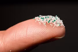Prohíbe Tailandia artículos cosméticos que contienen microplásticos a partir de 2020