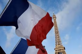 Vietnam congratula a Francia por su Día Nacional