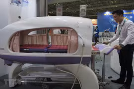 Amplia participación en exposición internacional de medicina en Vietnam