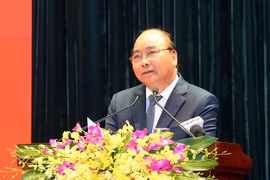 Destaca primer ministro de Vietnam necesidad de impulsar la evaluación del desempeño de funcionarios públicos