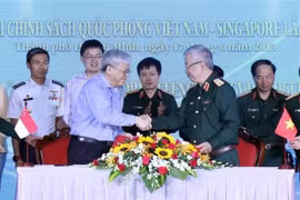 Realizan en Ciudad Ho Chi Minh diálogo de políticas de defensa Vietnam-Singapur 
