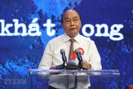 Seguir ejemplo moral del Tío Ho es misión del sistema político, afirma premier vietnamita