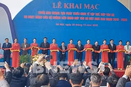Presentan avances en desarrollo de economía colectiva en Vietnam