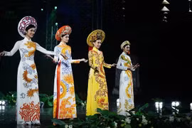 Festival resalta belleza del traje tradicional de Vietnam