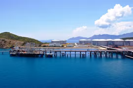 Empresa estadounidense interesada en proyecto de gas natural licuado en Vietnam