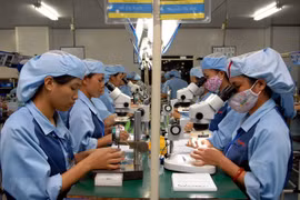 Provincia vietnamita Binh Duong elabora estrategias de desarrollo a largo plazo para industria auxiliar