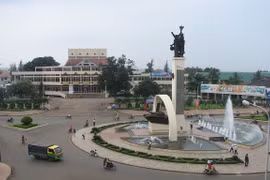 Realizan exhibición temática marca 45 aniversario de victoria de Buon Ma Thuot