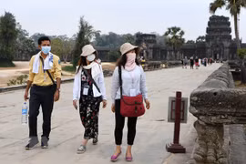 Camboya exime de impuestos a empresas del turismo