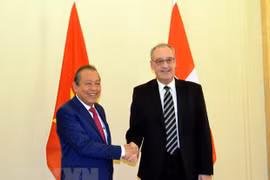 Robustecen cooperación Vietnam-Suiza