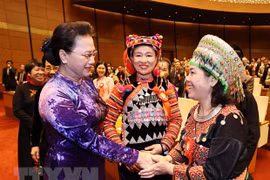 Presidenta del Parlamento destaca estimulación de estudio en Vietnam