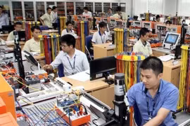 Ciudad Ho Chi Minh por desarrollar industria auxiliar