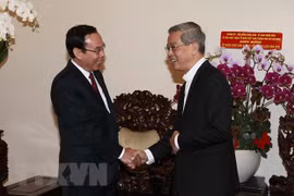 Felicitan a comunidad católica en Ciudad Ho Chi Minh por Navidad