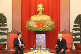 Recibe máximo dirigente de Vietnam a premier de Laos 