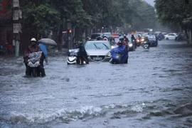 Tifón Sinlaku deja al menos dos muertos en Vietnam