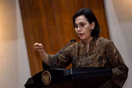 Ministra indonesia evalúa esfuerzos de Vietnam por mantener un crecimiento positivo