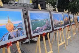 Muestran en Vietnam imágenes de pueblos y culturas de países miembros de ASEAN
