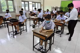 Termina ola de COVID-19 en Tailandia, según experto nacional
