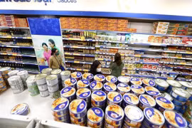 Jóvenes de provincia vietnamita se unen a la campaña de voluntariado de verano